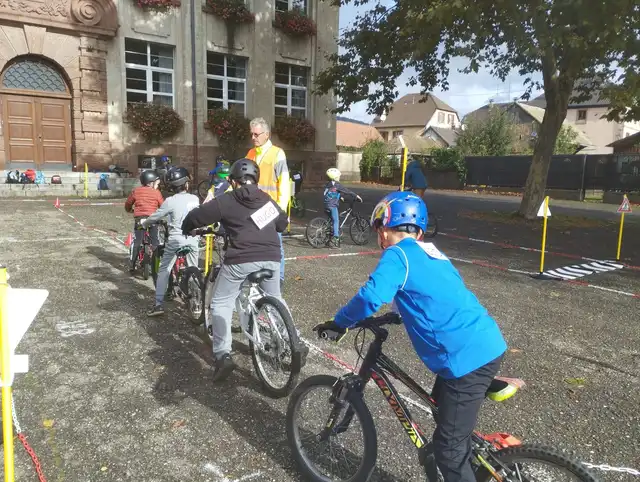 Atelier vélo avec ' Bicychouette"