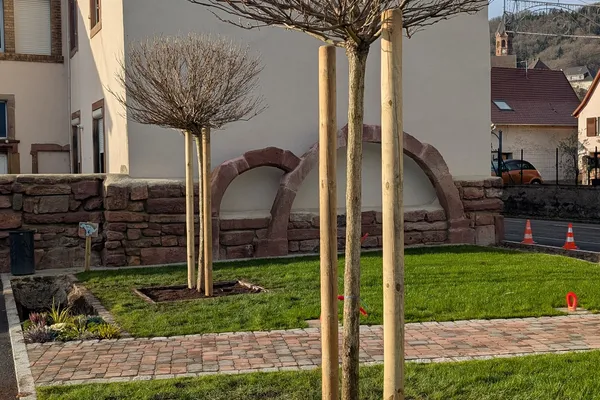 Aménagement square place de la Mairie Décembre